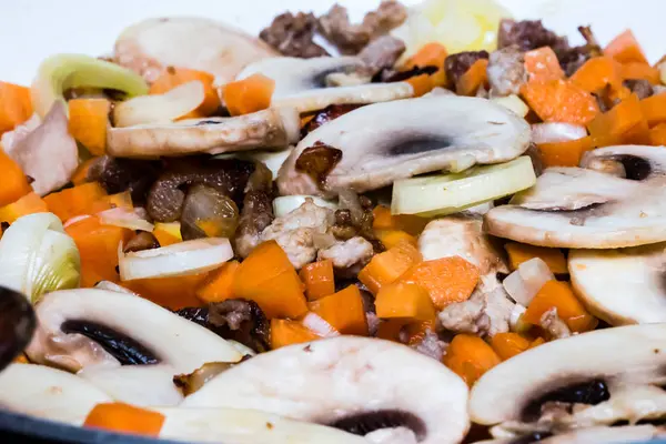 Pişirme pan kavrulmuş sebze