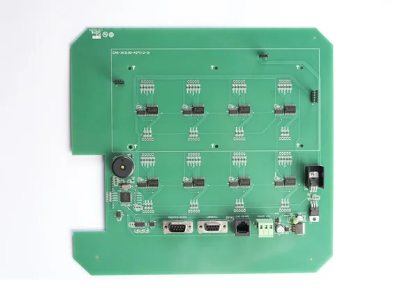 Papan PCB elektronik pada latar belakang putih — Stok Foto