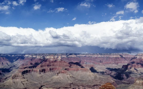 Величний Національний Парк Глибоої ущелини в Арізоні, США. 16 квітня 2016 — стокове фото
