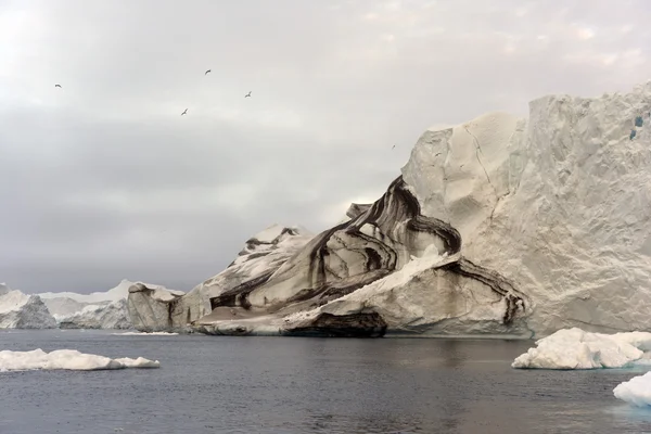 Obrovské ledovce v Severním ledovém oceánu v Grónsku — Stock fotografie