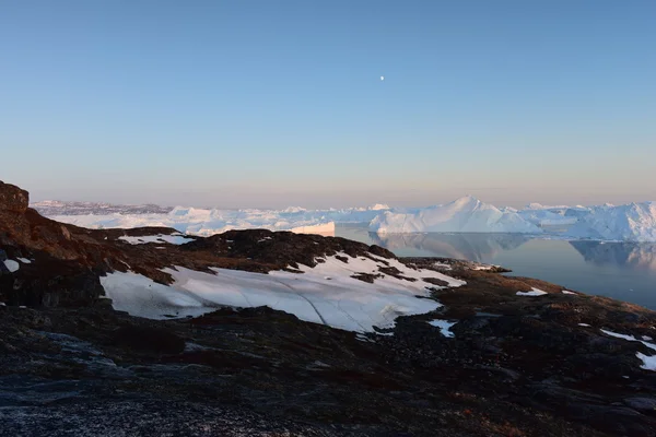 Ogromnych lodowców na Ocean Arktyczny na Grenlandii — Zdjęcie stockowe