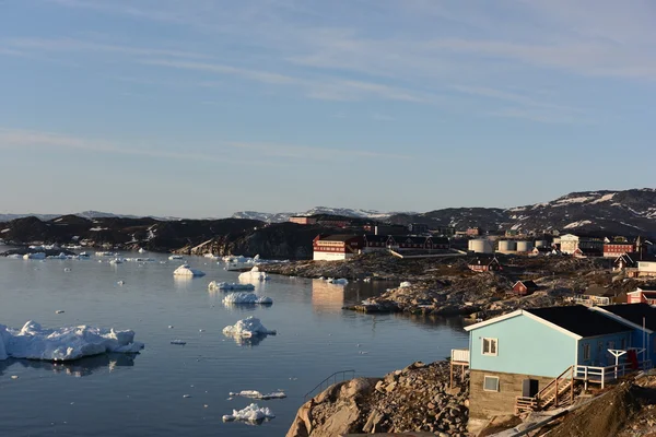 Enormt isberg på ishavet på Grönland — Stockfoto