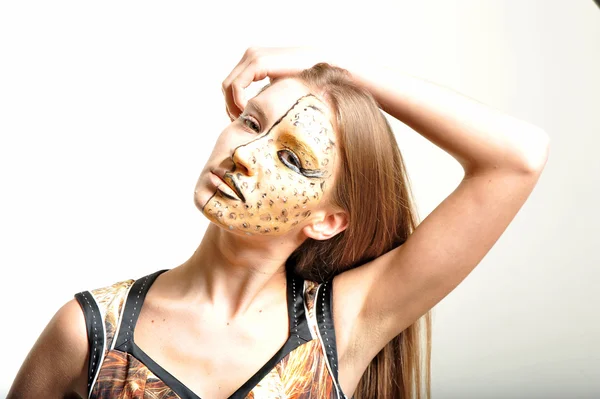 Retrato de mujeres con maquillaje facial pintado en el estudio — Foto de Stock