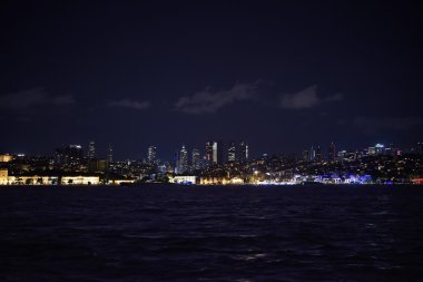 Güzel Istanbul manzaraya günbatımı Zamanı