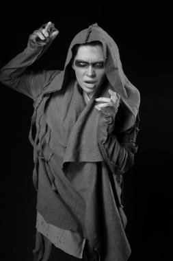 savaşçı kadını farklı tasarım kıyafetler