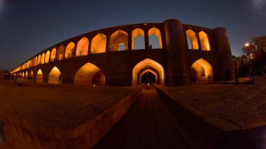 Zayandeh Nehri, Isfahan, Iran Khajoo köprüden. 14 Eylül 2016