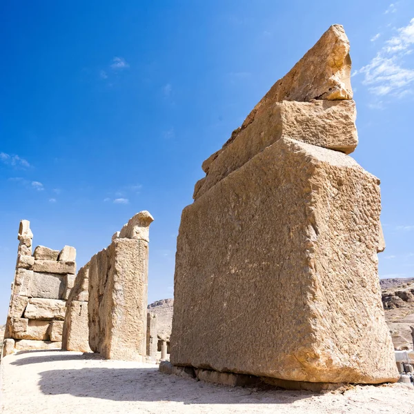 Ruines à Persépolis ville historique à Shiraz, Iran. septembre 2016 — Photo