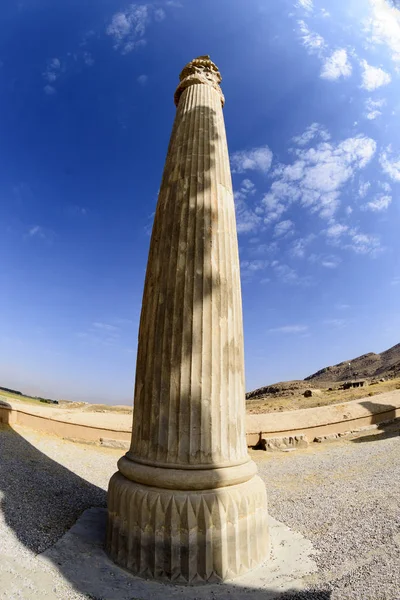 Ruines à Persépolis ville historique à Shiraz, Iran. septembre 2016 — Photo