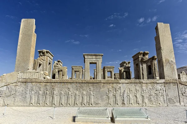 Rovine nella città storica di Persepolis a Shiraz, in Iran. settembre 2016 — Foto Stock