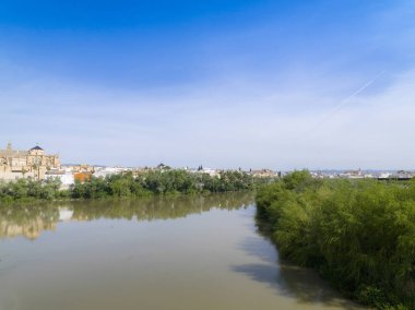 Cordoba, Endülüs, İspanya Roma köprüsü. Nisan 2015