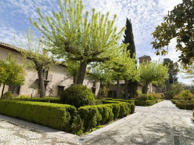 Alhambra Palace, bahçeleri, Kalesi, saat kulesi ve daha karmaşık, Granada, İspanya.