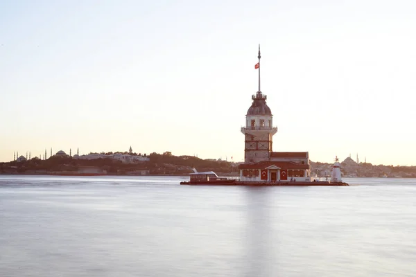 Mädchenturm in Istanbul mit Langzeitbelichtung — Stockfoto