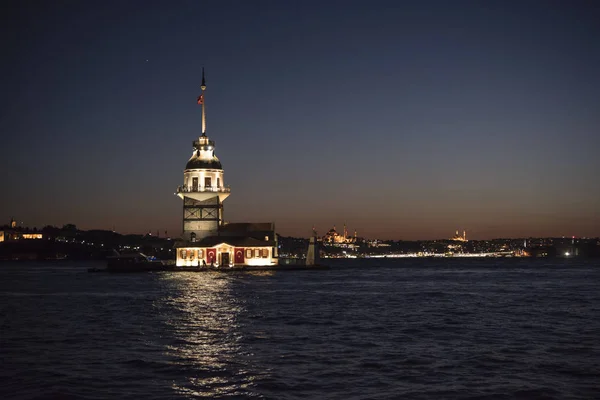 Mädchenturm in Istanbul — Stockfoto