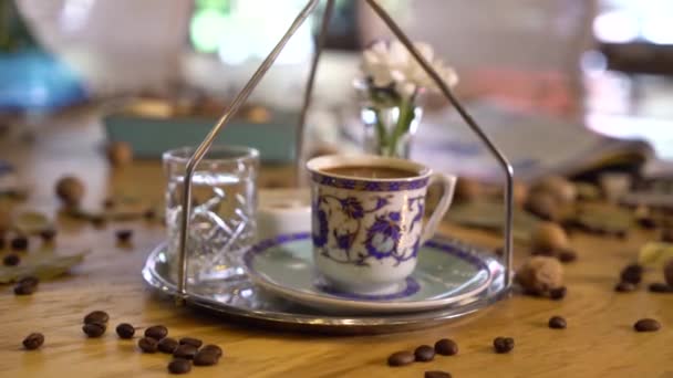 Traditioneller türkischer Kaffee — Stockvideo