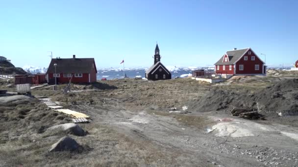 Tradiční život v Severním ledovém oceánu, Grónsko. 18. května 2016 — Stock video