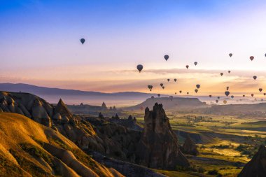 Kapadokya, Türkiye 'de sıcak hava balonları