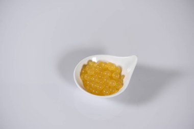 Taze portakal suyu topları