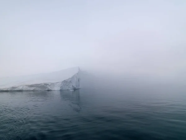 Grönland Kuzey Buz Denizi Üzerinde Arctic Buzdağları — Stok fotoğraf