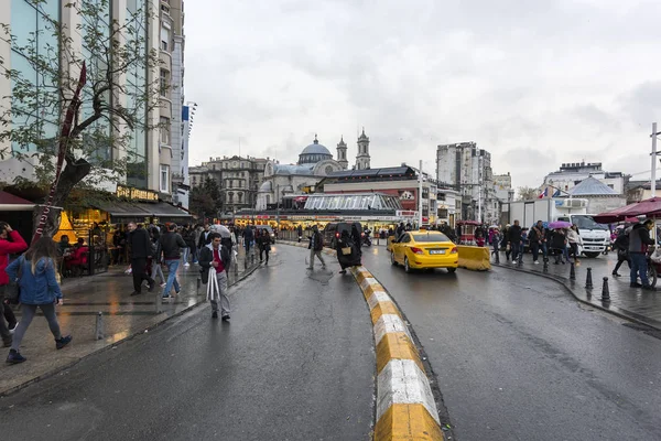 People Taksim Square Istanbul Turkey December 2017 — Stock Photo, Image