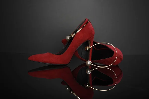 Scarpe Donna Rosse Con Tacchi Alti — Foto Stock