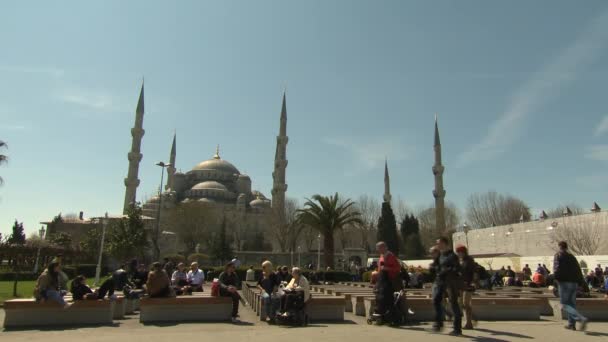 Μπλε Τζαμί Στην Περιοχή Sultanahmet Στην Κωνσταντινούπολη Τουρκία Απριλίου 2015 — Αρχείο Βίντεο