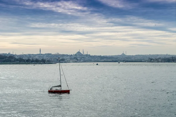 Istanbul Mer Bosphore Avec Paysage Urbain — Photo