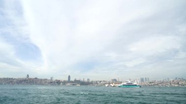 gemi istanbul Boğazı üzerinde