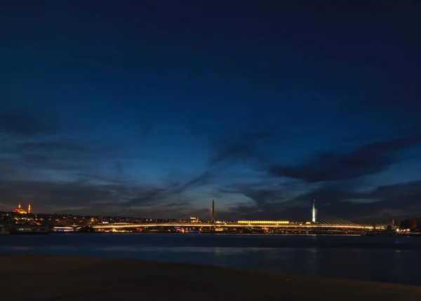 Metra Železniční Most Pohled Při Západu Slunce Istanbulu — Stock fotografie