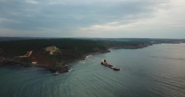 Luchtfoto Van Verlaten Gezonken Schip Istanbul Zee — Stockvideo