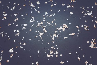 Altın madalyalı siyah şenlik arkaplanı, Noel ve metin için yeni yıl tebrik kartı