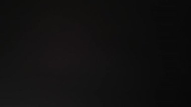 Işık sızıntısı arka plan animasyon stok görüntülerini etkiler. Mercek ışığı yanıp sönüyor, soyut arkaplan animasyonu.