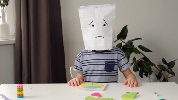 Unhappy Child boy toddler showing his failure at school, close up. Misfortune — Αρχείο Βίντεο