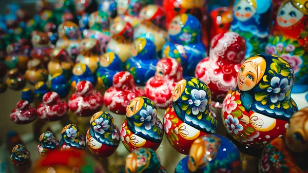 Rus iç içe bebek Mağazası Arbat, Moskova içinde