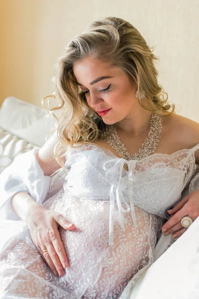 गर्भवती महिलाचे पोर्ट्रेट — स्टॉक फोटो, इमेज