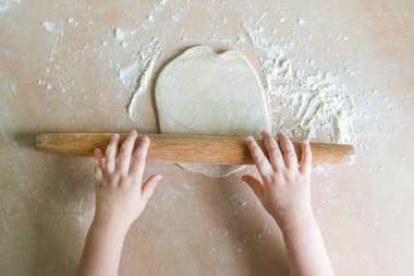 Çocuk el hamur rulo