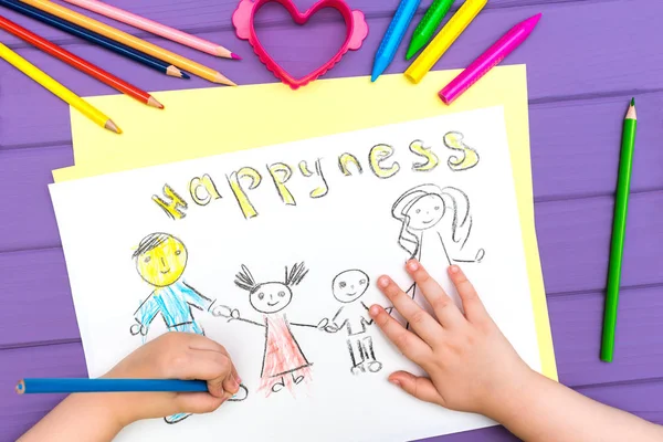 Çocuk Aile taslağını boyalar