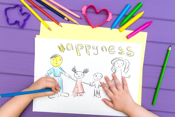 Çocuk Aile taslağını boyalar