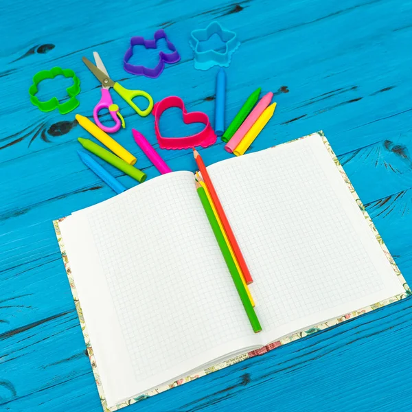 okul ve ofis aksesuarları