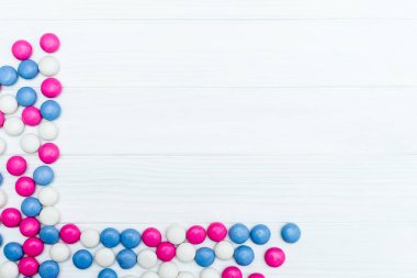 Renkli nane şekerleri çerçevesinden