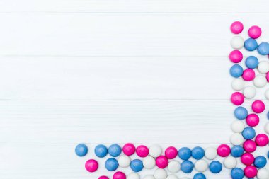 Renkli nane şekerleri çerçevesinden