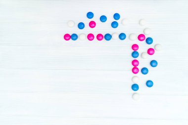 Renkli nane şekerleri çerçevesinden