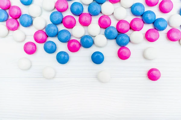 Renkli nane şekerleri