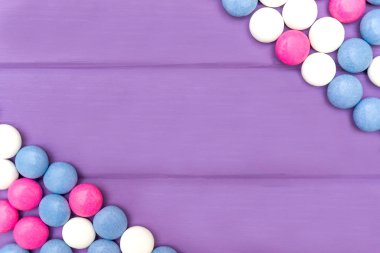 Renkli Çikolata kaplamalı şeker