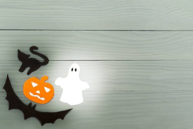 Halloween kağıt siluetleri alt sol köşe çerçeve