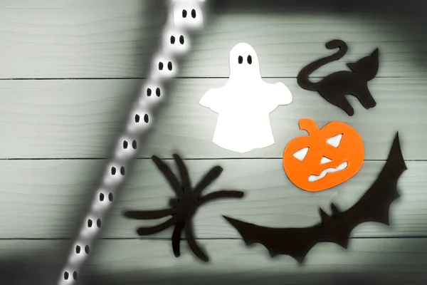 Halloween papír sziluettje különböző karakter — Stock Fotó