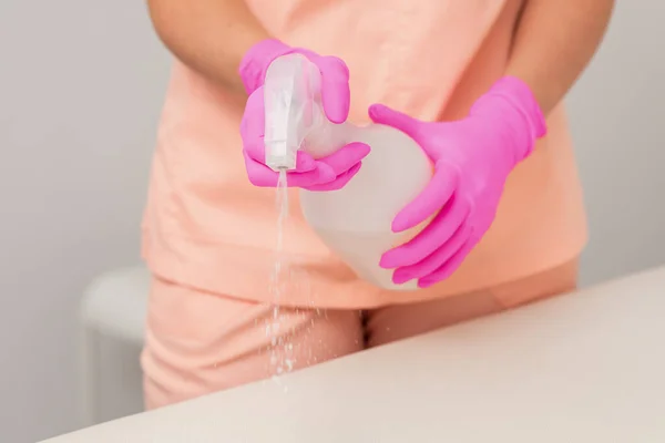 Female Hands Cleaning Table Cosmetology Room Table Disinfection Procedures Close — Stock Photo, Image