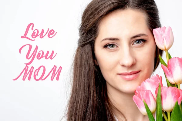 Love You Mom Sinal Texto Rosa Retrato Mulher Bonita Com — Fotografia de Stock
