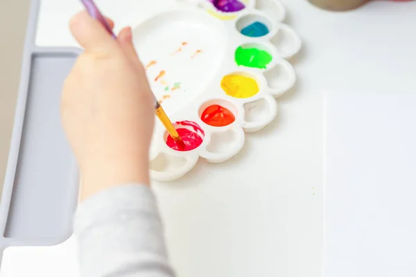 Child Ready Paint Watercolors Child Hand Holding Brush Palette Blank — Stock Photo, Image