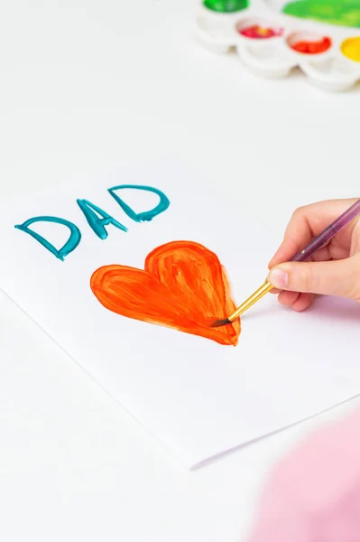 Hand Child Drawing Red Heart Word Dad Greeting Card White — Stock Photo, Image