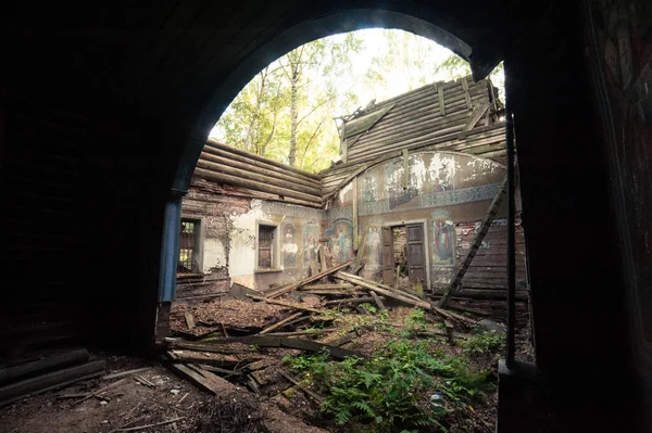 Puertas Ventanas Detalles Del Interior Iglesia Cristiana Ortodoxa Abandonada —  Fotos de Stock